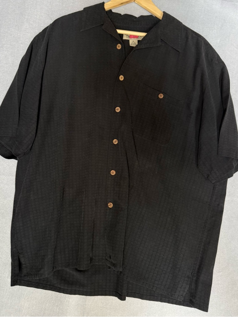 Paradise Cove Men's Black Short-Sleeve Button-Down Shirt - Lightweight Casual